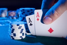 پاکستان میں پوکر ٹیکنیکل میچز میں بیٹنگ اور شفاف کارڈ اوڈز